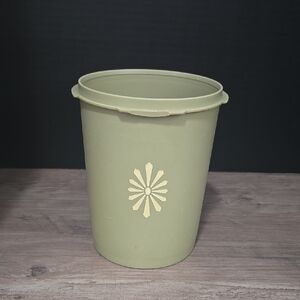 Vintage Tupperware Green Canister with Lid 811 and 812